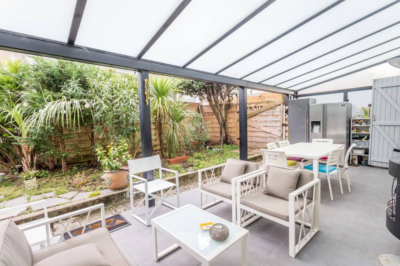 APPARTEMENT T3  Terrasse et  jardin en NUE PROPRIETE