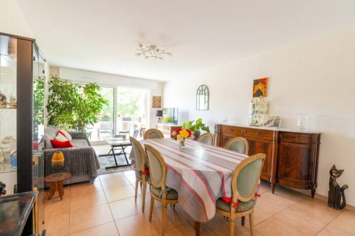 APPARTEMENT T3 TARNOS VIAGER OCCUPE